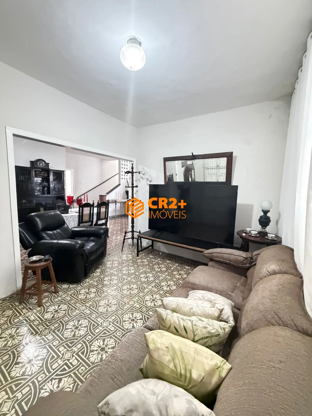Imagem CASA À VENDA NO HIPÓDROMO - ESPAÇO, CONFORTO E ÓTIMA LOCALIZAÇÃO- 360m²