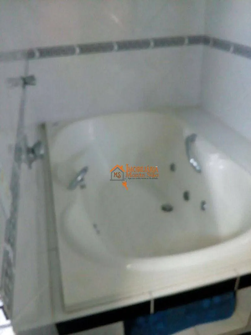 Imagem Sobrado com 4 dormitórios à venda, 334 m² por R$ 550.000,00 - Jardim Jacy - Guarulhos/SP