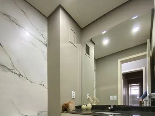 Imagem Apartamento no bairro Auxiliadora com 90m² de 2 dormitórios e 2 vagas