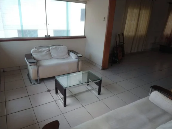 Imagem Casa com 5 Quartos à venda !!!!!