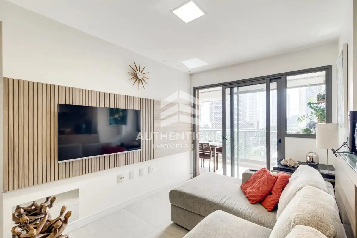 Foto do imóvel CHEZ VOUS MOEMA - Apartamento à venda em Avenida Rouxinol