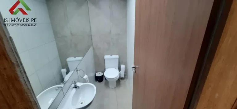 Imagem Galpão à venda em Jaboatão dos Guararapes-PE, bairro Candeias: 4 salas, 2 banheiros, 25 vagas de garagem, 342m² de área