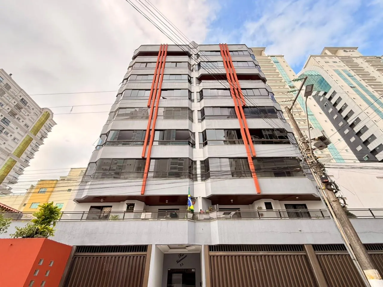Foto do imóvel Apartamento à venda com 106.96m2 por R$ 1.400.000,00