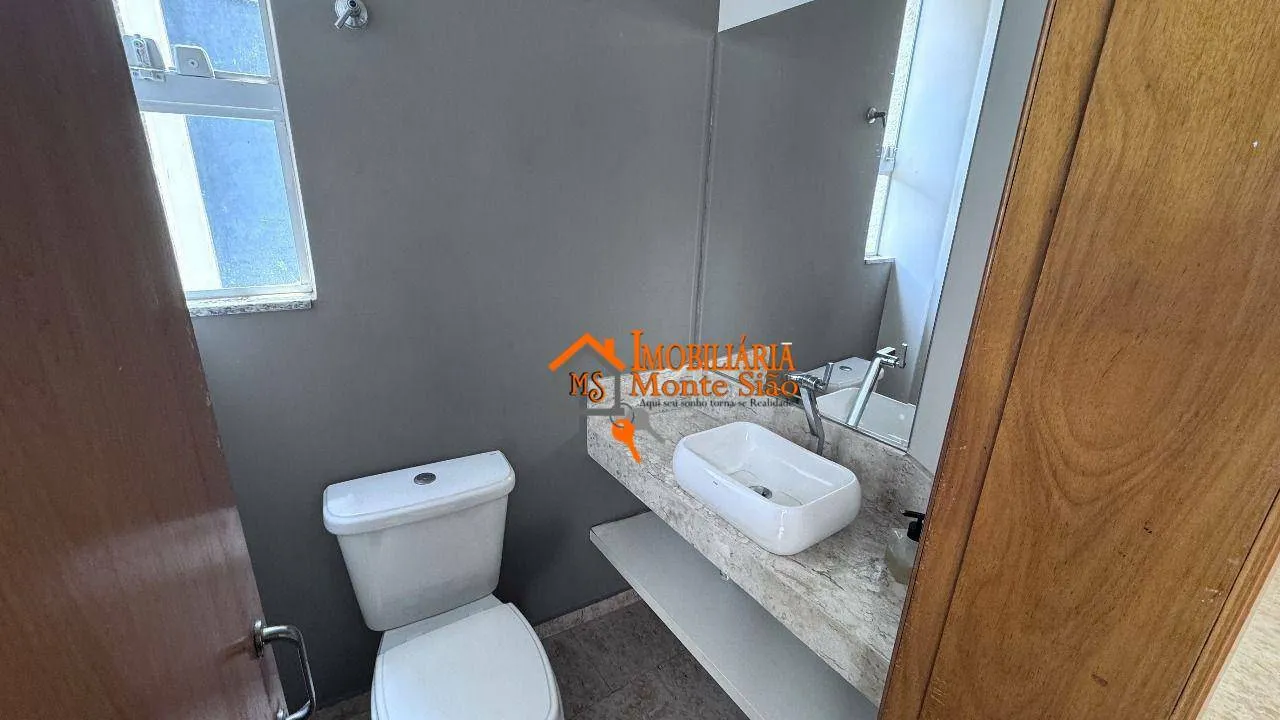 Imagem Sobrado com 3 dormitórios à venda, 189 m² por R$ 950.000,00 - Jardim Santa Clara - Guarulhos/SP