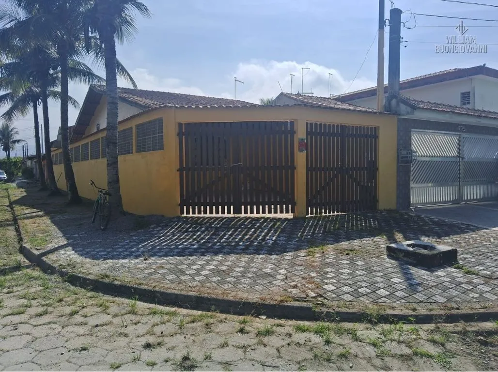 Imagem Casa térrea 2 dormitórios sendo 1 suíte em Mongaguá