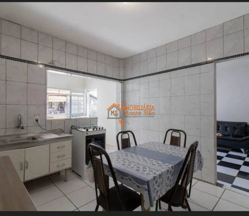 Imagem Casa com 3 dormitórios à venda, 252 m² por R$ 350.000,00 - Jardim São Domingos - Guarulhos/SP
