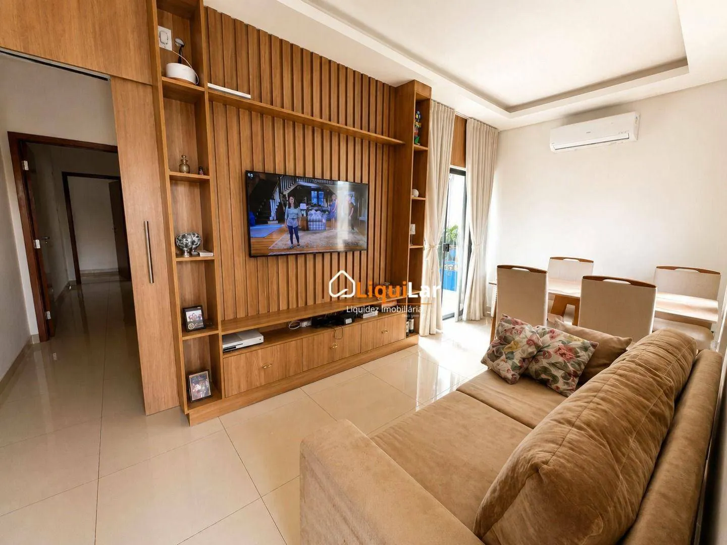 Imagem Casa à Venda Próxima à Lagoa Itatiaia com Suíte, Varanda Gourmet e Aceita Financiamento