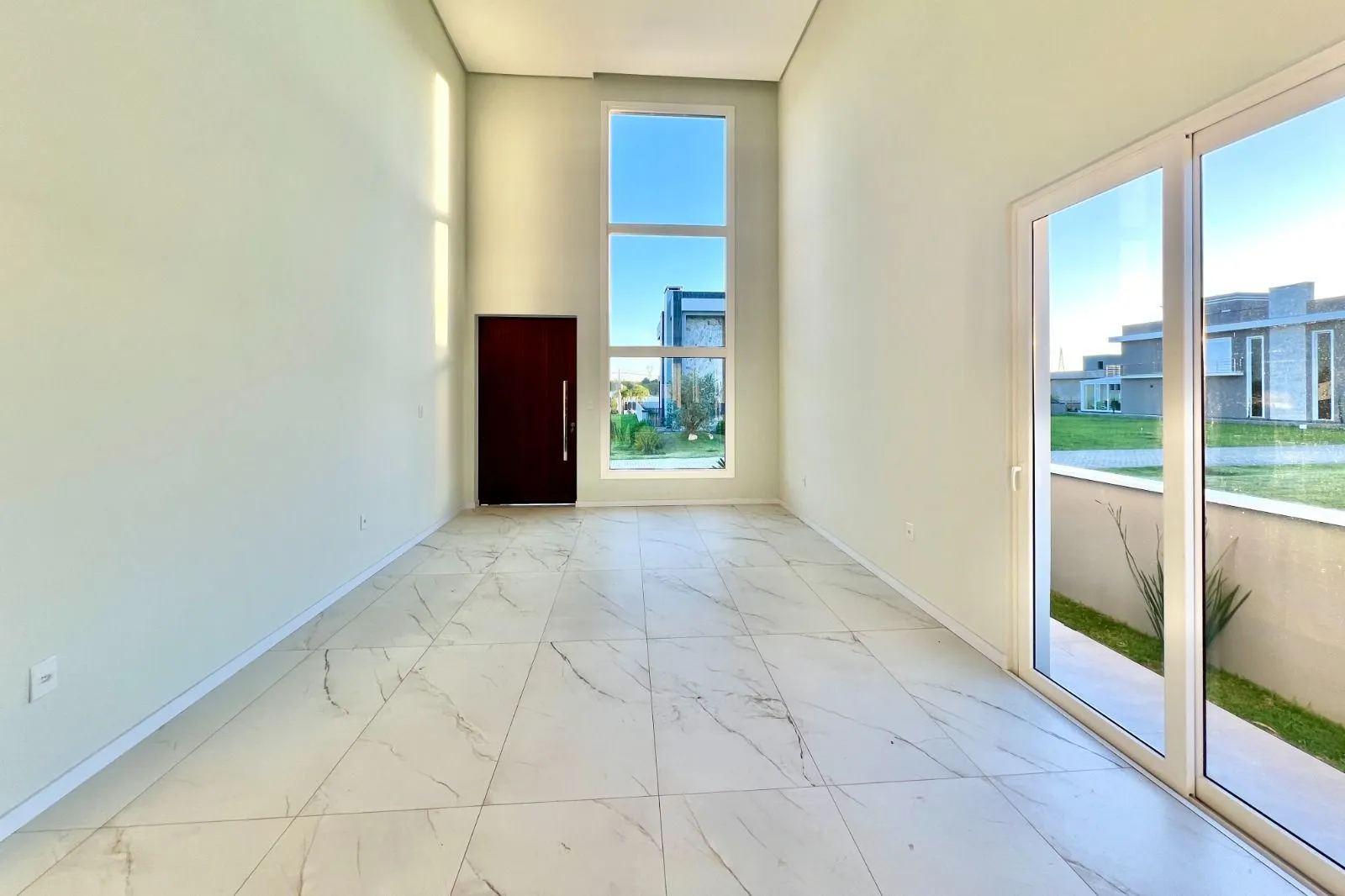 Imagem Casa no Condomínio Reservas do Lago em Nova Santa Rita