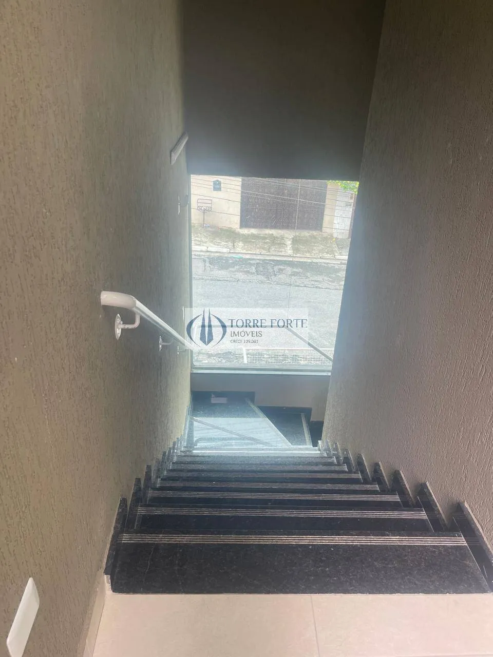 Imagem Sobrado de condomínio com 2 suítes 1 vaga no Parque Boturussu.