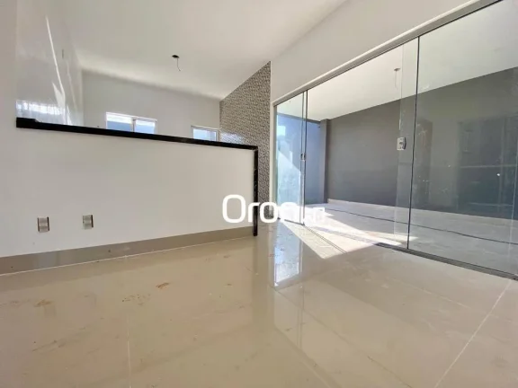 Imagem Sobrado à venda, 137 m² por R$ 689.900,00 - Condomínio Villa Rica Royal - Aparecida de Goiânia/GO