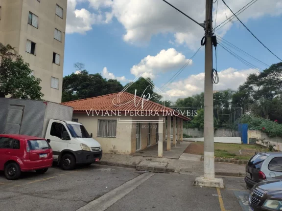 Imagem Apartamento à venda em Carapicuíba-SP, Jardim Helena: 2 quartos, 1 sala, 1 banheiro, 1 vaga de garagem. Confira!
