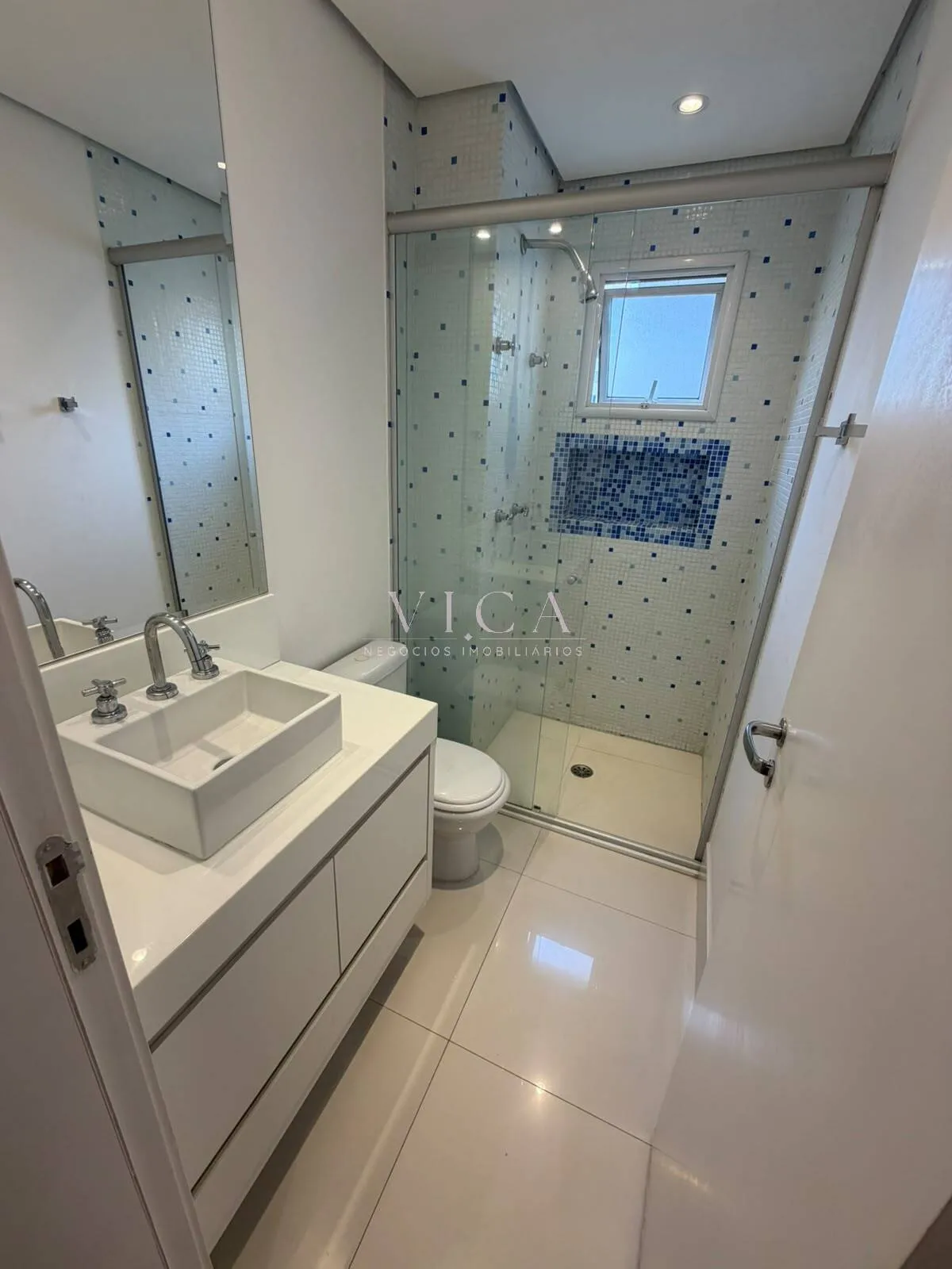 Imagem Essência Alphaville| 212m² 3 Suítes hall privativo 3 vagas|R$ 17.480 mês