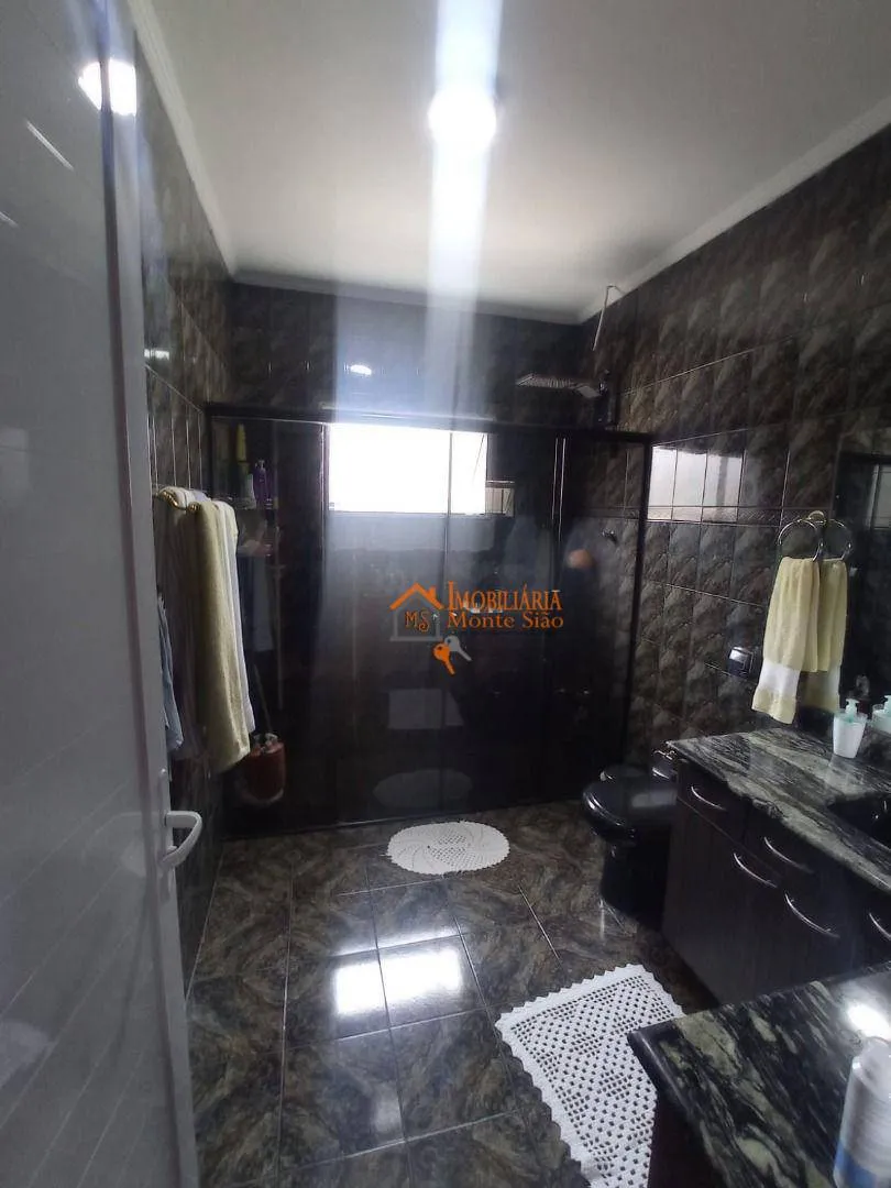 Imagem Sobrado com 4 dormitórios à venda, 438 m² por R$ 985.000,00 - Jardim Santa Clara - Guarulhos/SP