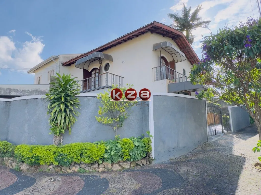 Imagem Casa à venda em Valinhos-SP, Jardim Santo Antônio! 3 quartos, 1 suíte, 2 salas, 3 banheiros, 2 vagas, 211m².