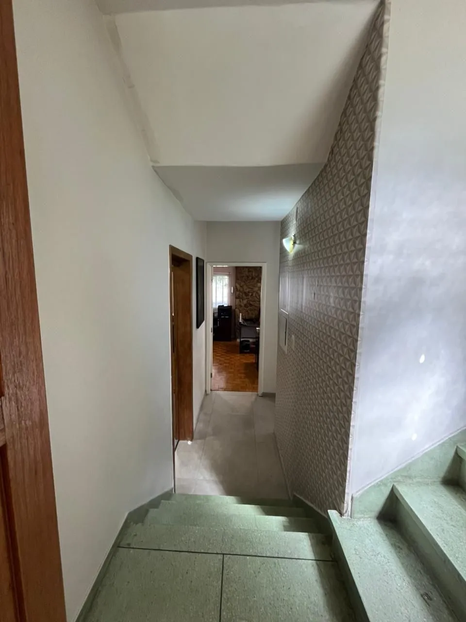 Imagem Linda casa à venda no bairro Azenha!!!