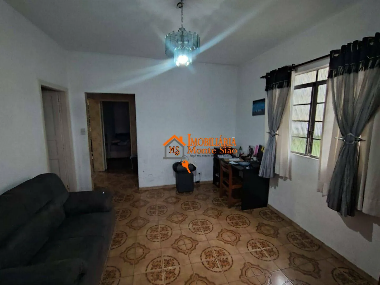 Foto do imóvel Casa com 5 dormitórios à venda, 180 m² por R$ 640.000,00 - Parque Marabá - Guarulhos/SP