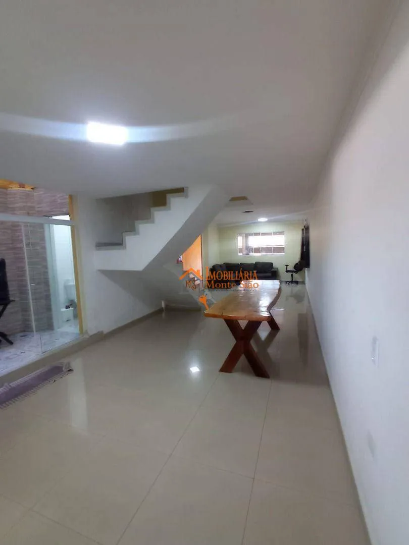 Imagem Sobrado com 5 dormitórios à venda, 200 m² por R$ 650.000,00 - Parque Flamengo - Guarulhos/SP