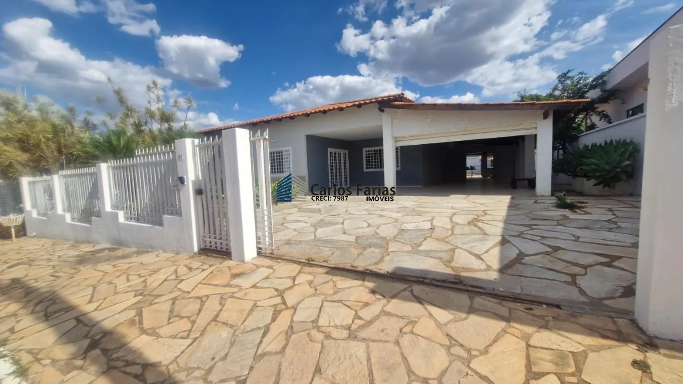 Imagem Casa em Condomínio para Venda em Brasília, Setor Habitacional Jardim Botânico, 4 dormitórios, 1 suíte, 3 banheiros, 4 vagas