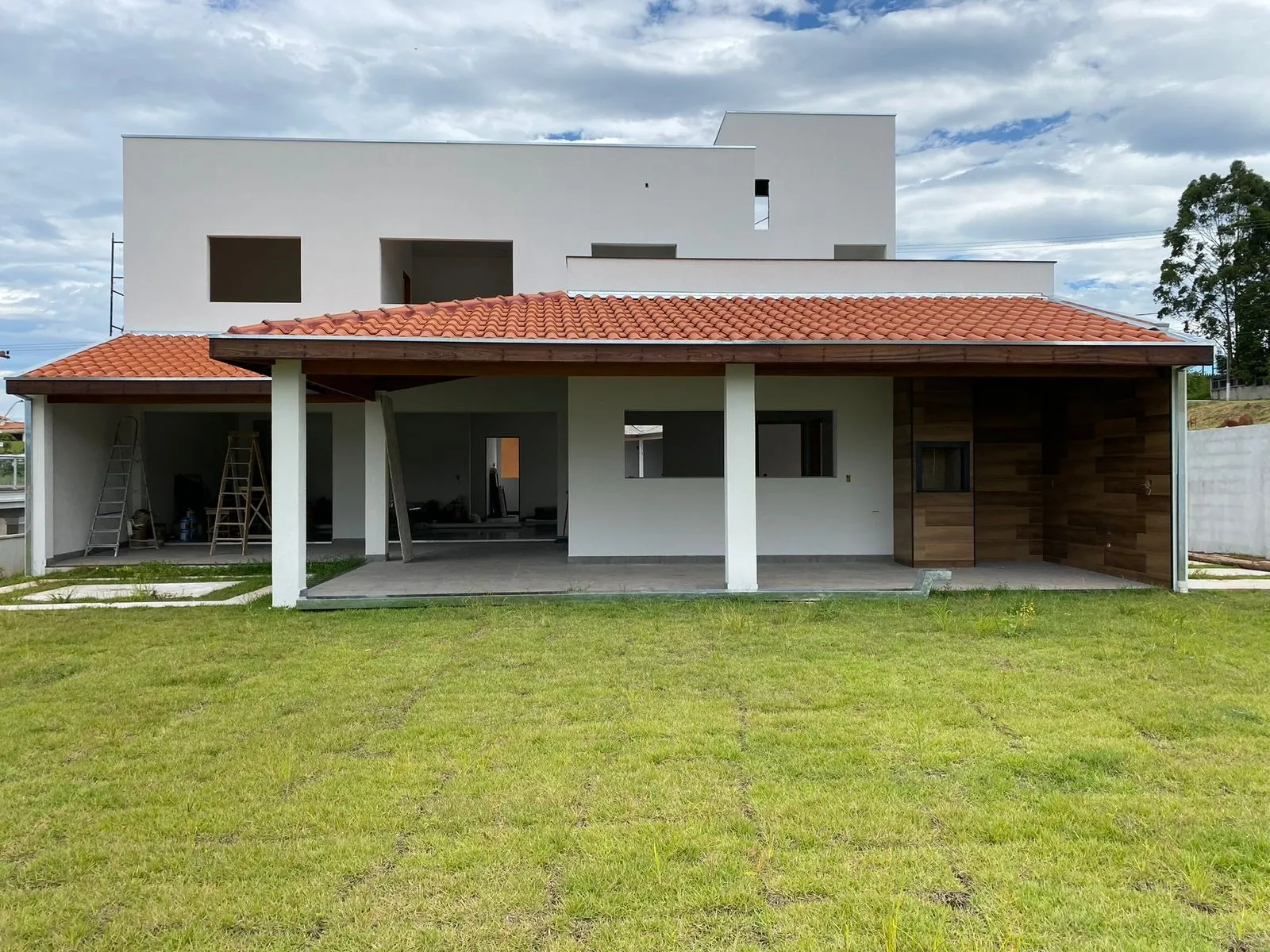 Imagem Residência Exclusiva: Casa de Alto Padrão em Condomínio Terras de Santa Mariana