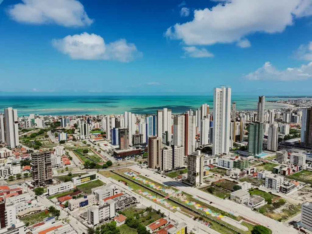 Imagem Apartamento com 2 dormitórios à venda, 60 m² por R$ 735.528 - Aeroclube - João Pessoa/PB