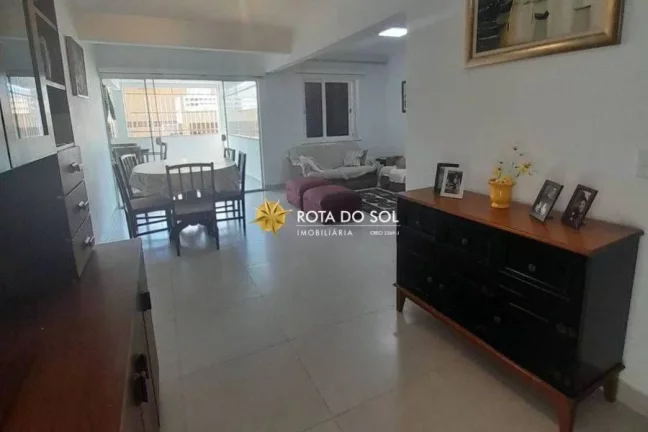 Imagem Residencial Daniela Apartamento 3 quartos quadra mar Praia Centro Bombinhas SC