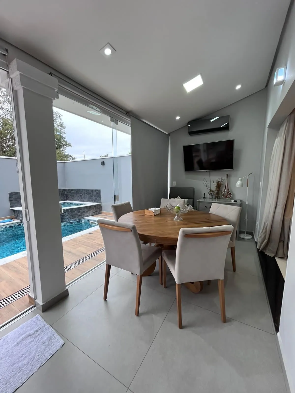 Imagem Casa 3 Suites condominio Villa Campolim Prox ao Shopping Iguatemi Campolim e Rua do Mercadão Campolim