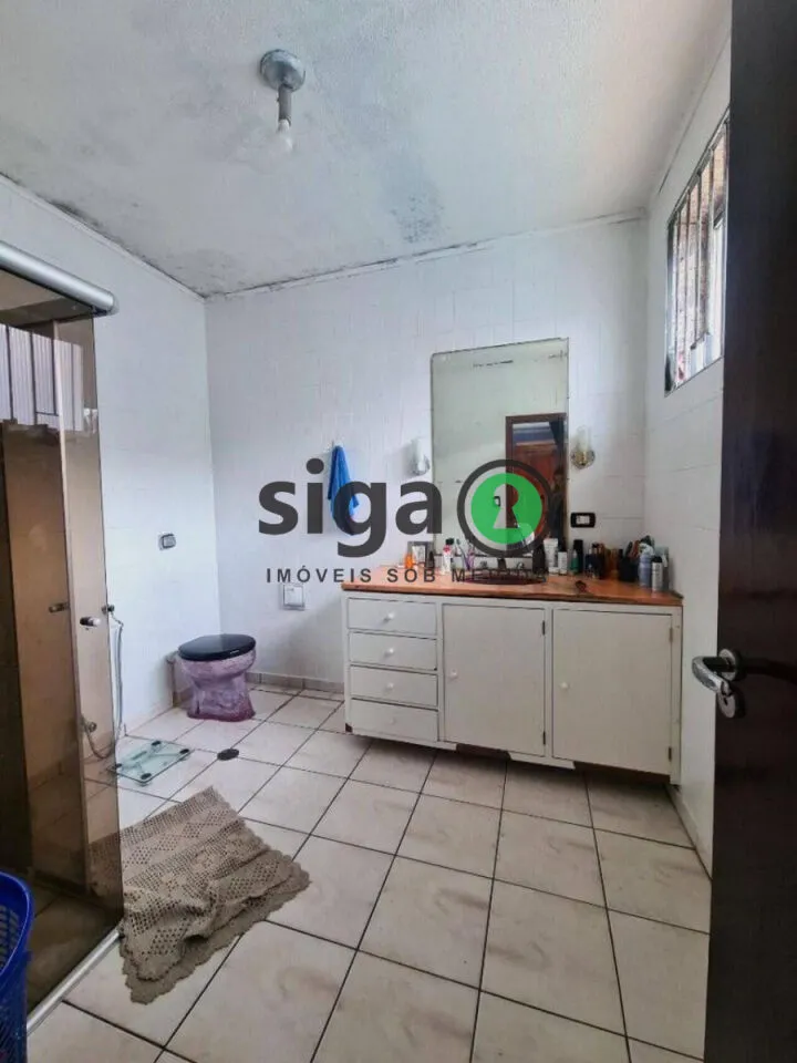 Imagem Casa Térrea com Piscina e Terreno Amplo a Poucos Minutos do Morumbi.