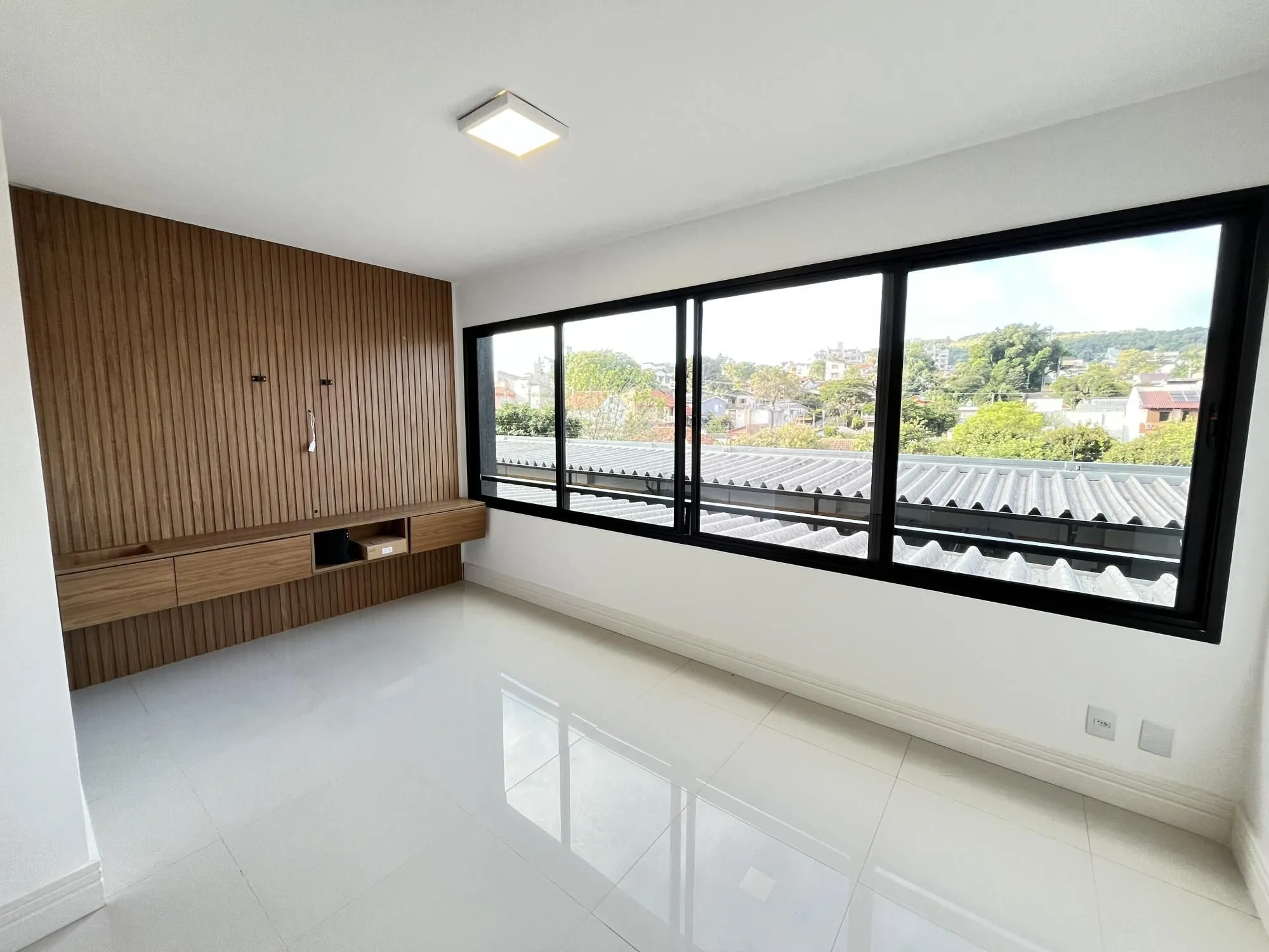 Imagem Apartamento de 2 quartos, suite e com uma vaga de garagem