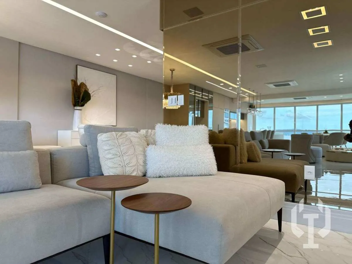 Imagem Apartamento de luxo à venda, no Villa dos corais em Itapema, Centro, com 5 quartos, 352m2