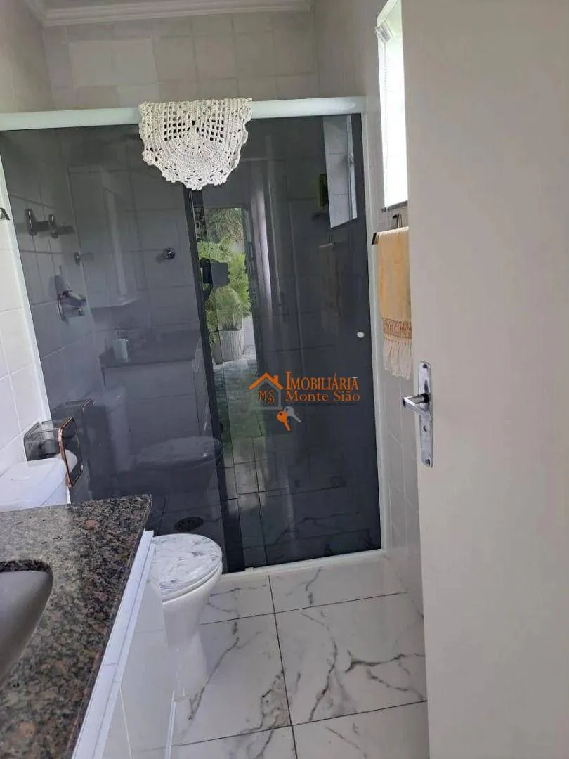 Imagem Sobrado com 3 dormitórios à venda, 200 m² por R$ 906.000,00 - Jardim Palmira - Guarulhos/SP