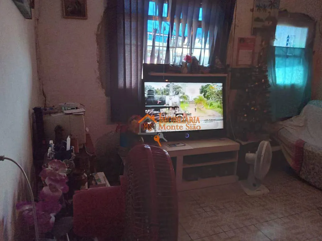 Imagem Sobrado com 6 dormitórios à venda, 200 m² por R$ 371.000,00 - Jardim São Domingos - Guarulhos/SP