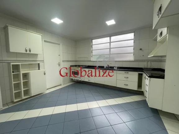 Imagem Sobreposta Duplex com Piscina Privativa à venda com 3 Suítes e 2 Vagas no Bairro do Embaré em Santos por R$ 1.600.000,00