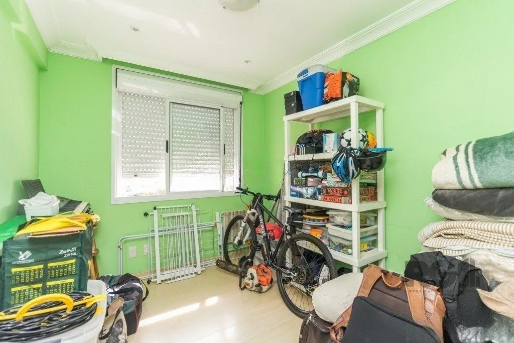 Imagem Apartamento 95m² - semi mobiliado, 3 dormitórios, 1 suíte e 2 vagas no bairro Passo da Areia