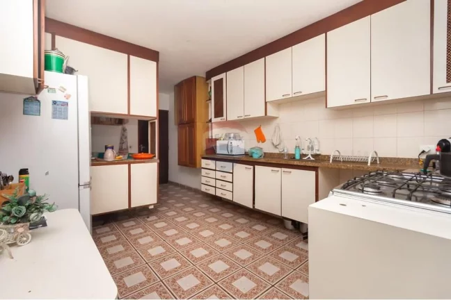 Imagem Linda casa a Venda 130m² Vila marari 3 dorms 1 suíte 2 Vagas edícula e churrasqueira