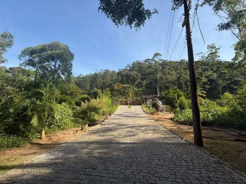 Foto do imóvel Terreno em Condomínio para Venda em Teresópolis / RJ em Estrada Doutor Rogério de Moura Estevão