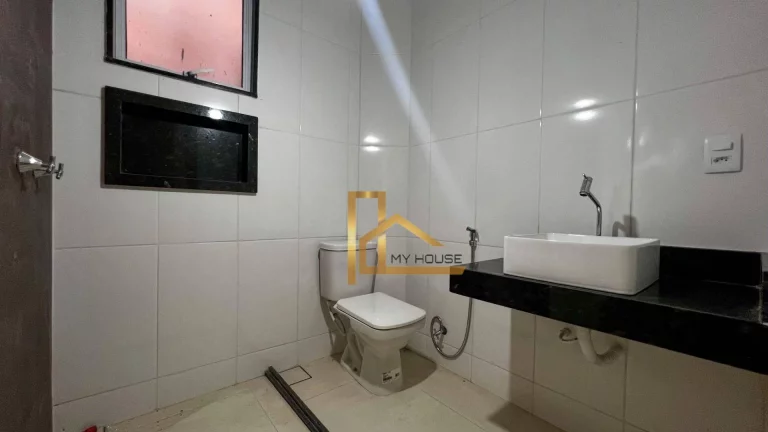 Imagem Casa nova com 4 suítes em meio a Natureza na Granja Guarani em Teresópolis-RJ