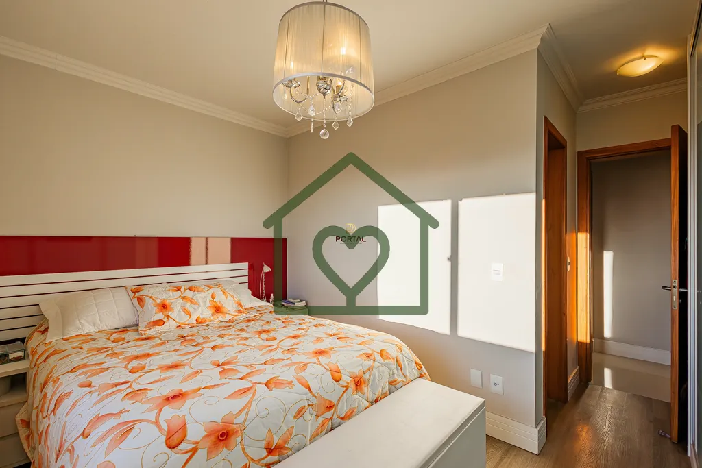 Imagem Apartamento de 3 dormitórios, 1 suíte com 96m² privativos living para dois ambientes, sacada com ...