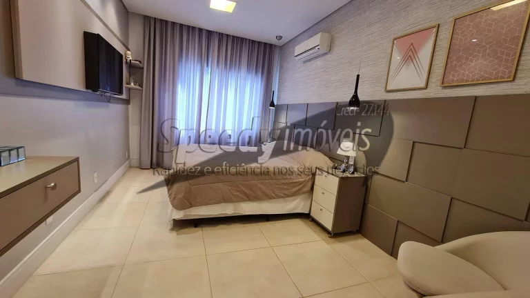 Imagem Apartamento em Santos, 4 dormitórios - bairro Boqueirão