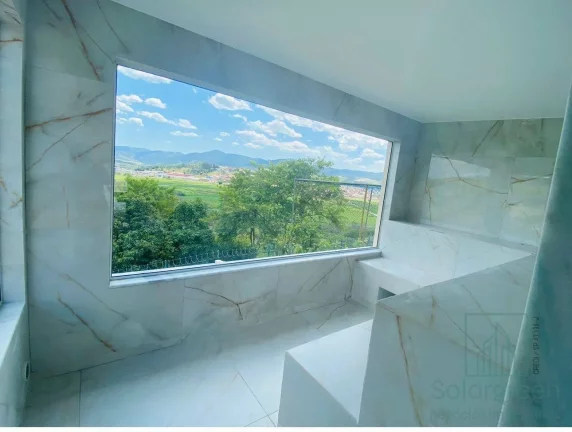Imagem Casa de Condomínio, 3 Quartos e 5 banheiros à Venda, 176 m²