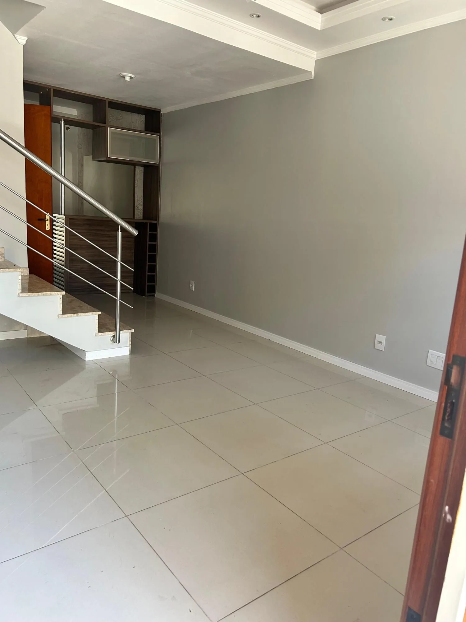 Imagem Casa sobrado no bairro São José em Canoas de 2 dormitórios