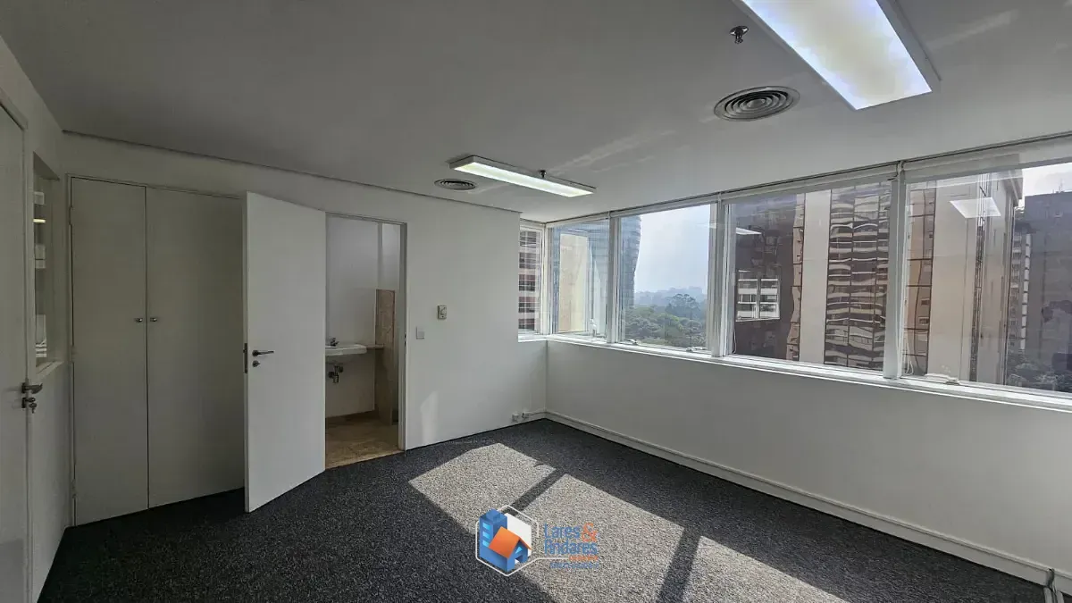 Imagem Conjunto comercial para venda e locação em Vila Olímpia, 61m²