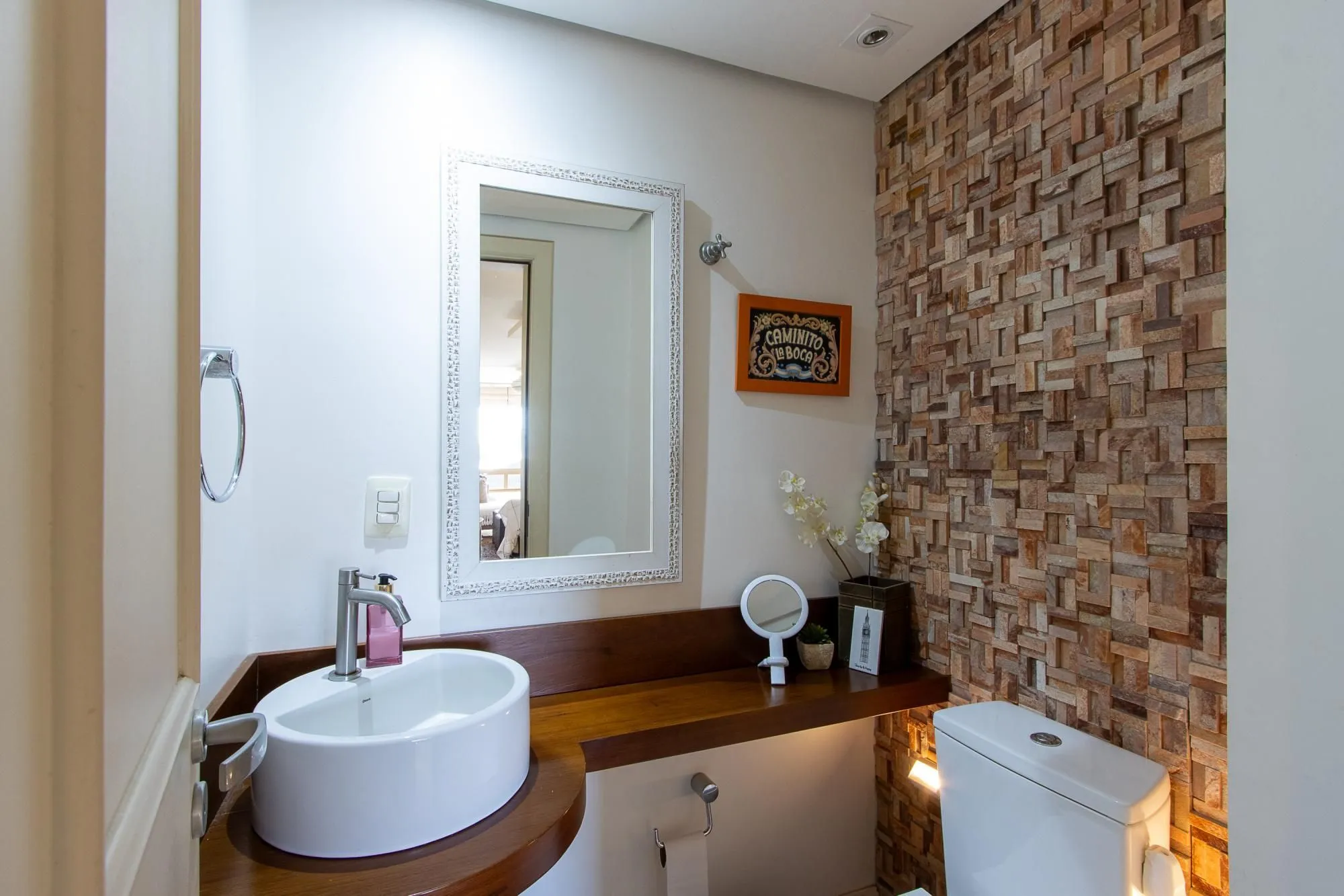 Imagem Excelente Apartamento No Coração do Bairro Tristeza!