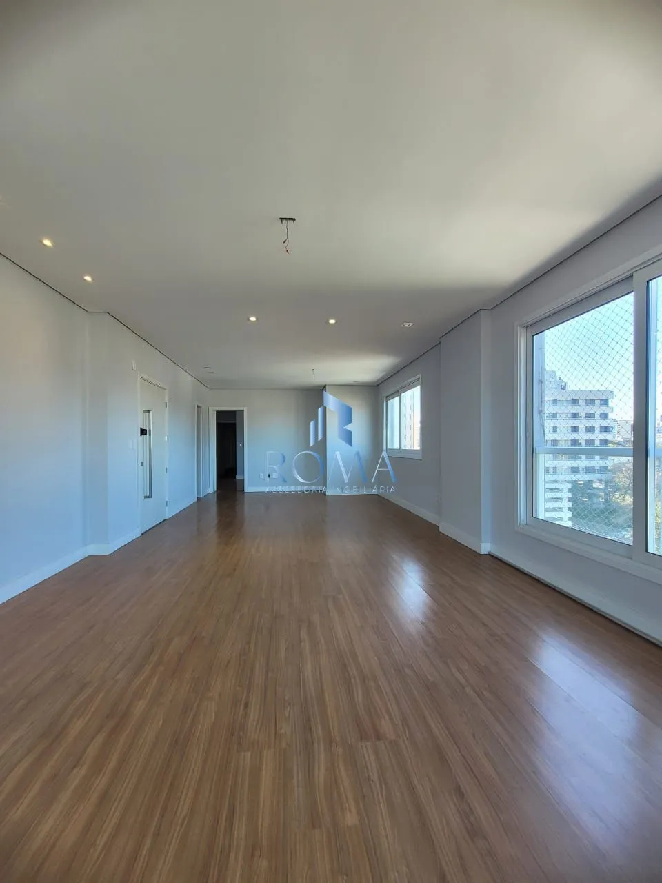 Imagem Apartamento Exclusivo no Nonoai | 202m², 3 Suítes e Vista Panorâmica