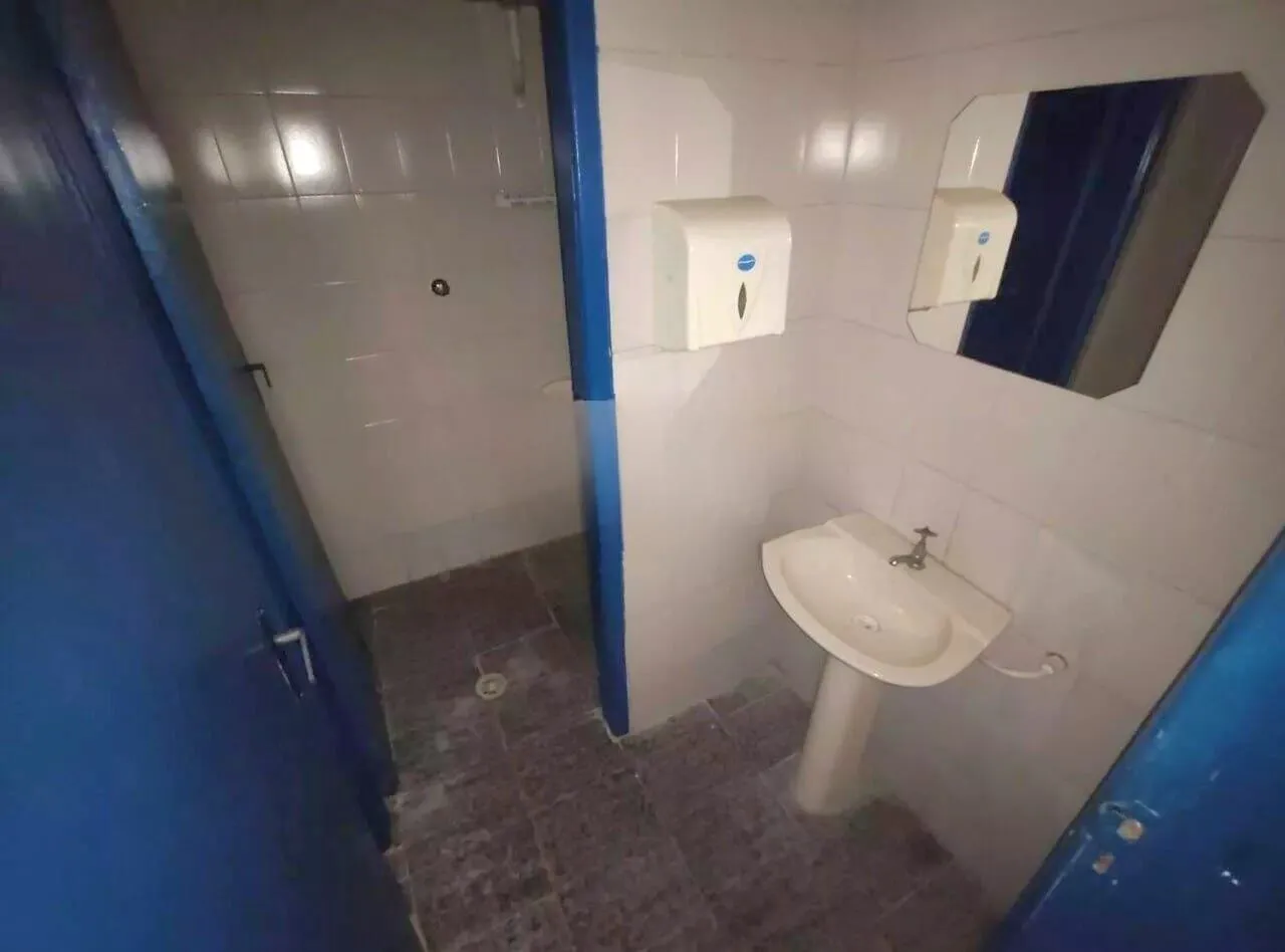 Imagem Oportunidade de Locação: Espaçoso Ponto Comercial de 110 m² no Centro de Pindamonhangaba, Ideal para Diversos Negócios