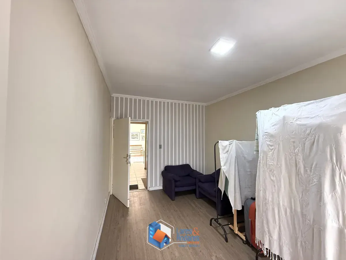 Imagem Sobrado para venda em Perdizes com 9 quartos, 213m²