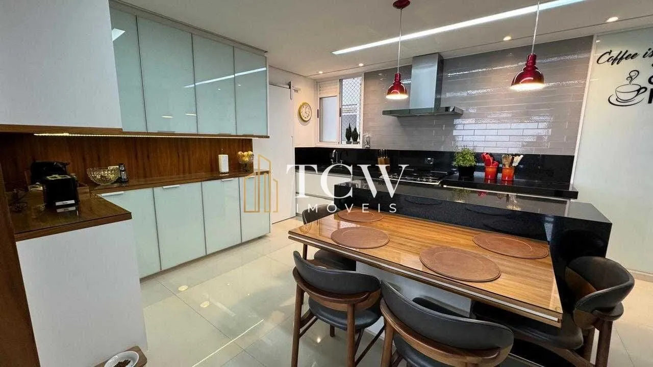Imagem Apartamento Padrão no Bosque da Saúde 160m2