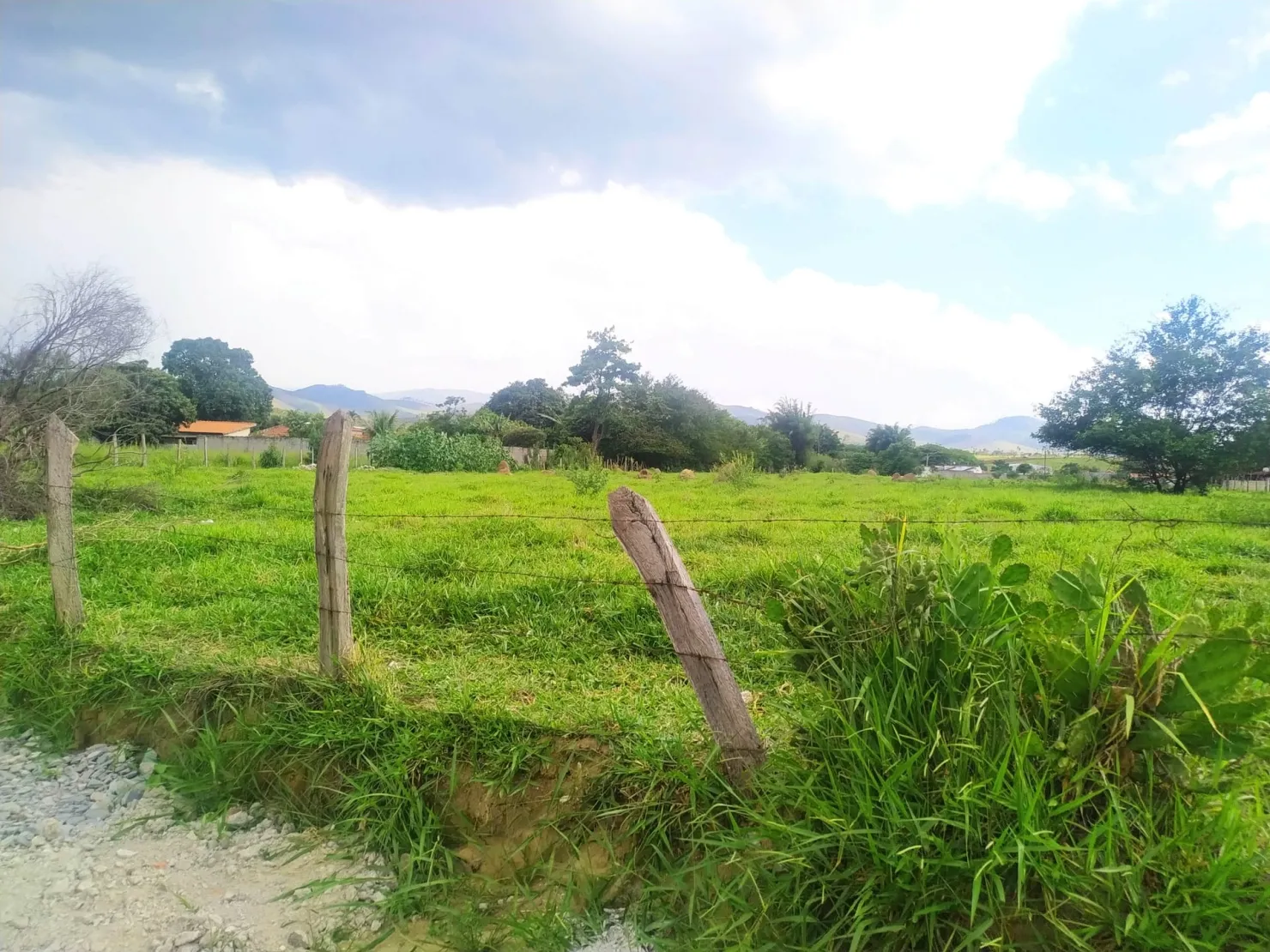 Foto do imóvel Terreno à venda 16400M², Feital, Pindamonhangaba - SP