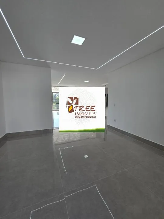 Imagem VENDA DE SOBRADO DE ALTO PADRÃO NO CONDOMÍNIO REAL PARK, EM ARUJÁ/SP, 345m² com 4 suítes, suíte máster com hidro, área gourmet e piscina. CONSULTE-NOS