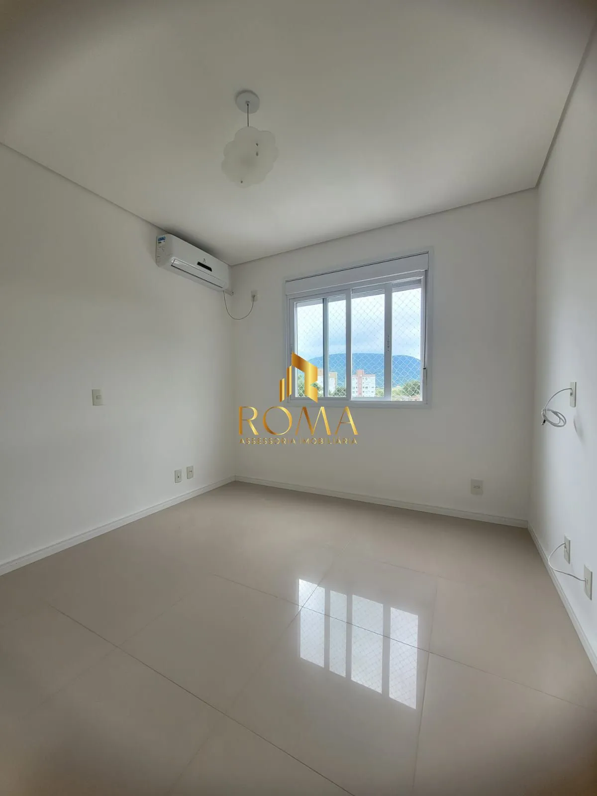 Imagem Apartamento em frente ao Colégio Riachuelo - Camobi