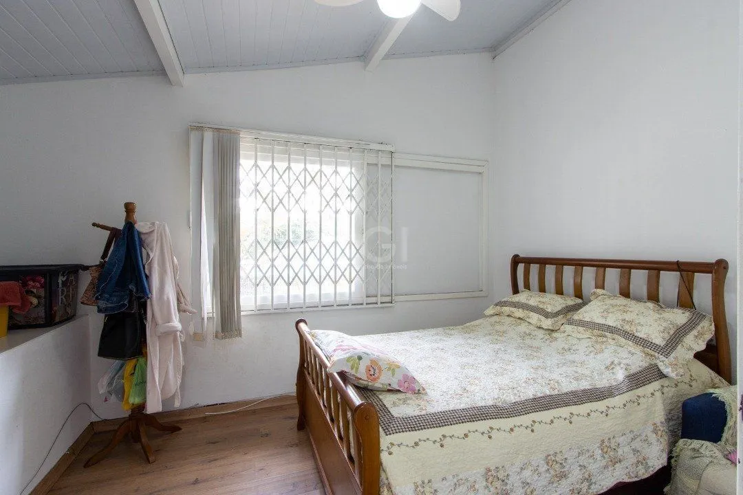 Imagem Casa para Venda - 180m², 3 dormitórios, sendo 1 suites, 2 vagas - Ipanema